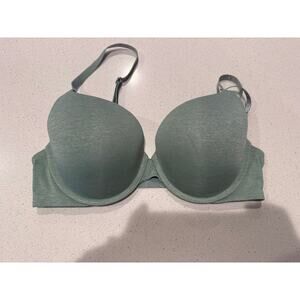 Victoria's Secret T-shirt Push Up Bra‎ in Green 36C